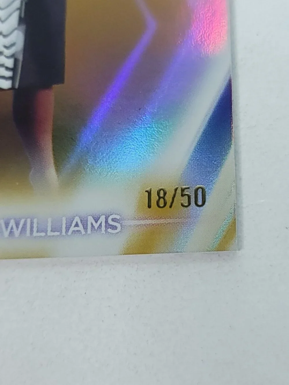 Dorothea Williams Topps 2026 Disney Neon Gold Holo Parallel Limited 18/50 - Picture 2 of 4